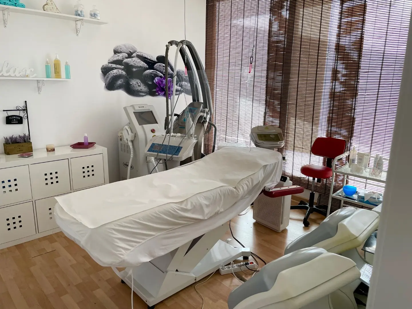 Cabina de tratamientos de SQUAD Estética Las Rozas